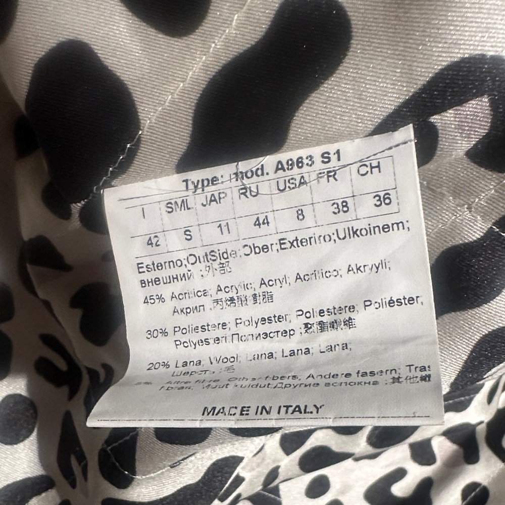 Sandro Black and White Houndstooth Trench Coat with Faux Fur Collar - Picture 6 of 7
